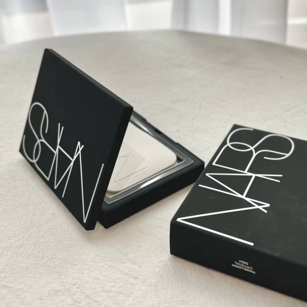 圖片 【NARS】裸光蜜粉餅10g (小白餅)