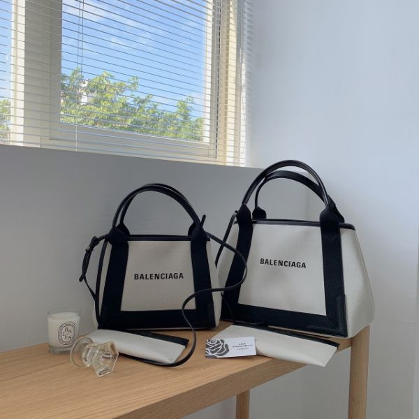 圖片 BALENCIAGA NAVY系列 CABAS XS白色帆布包