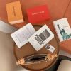 圖片 LOUIS VUITTON M81098 LOOP半月包