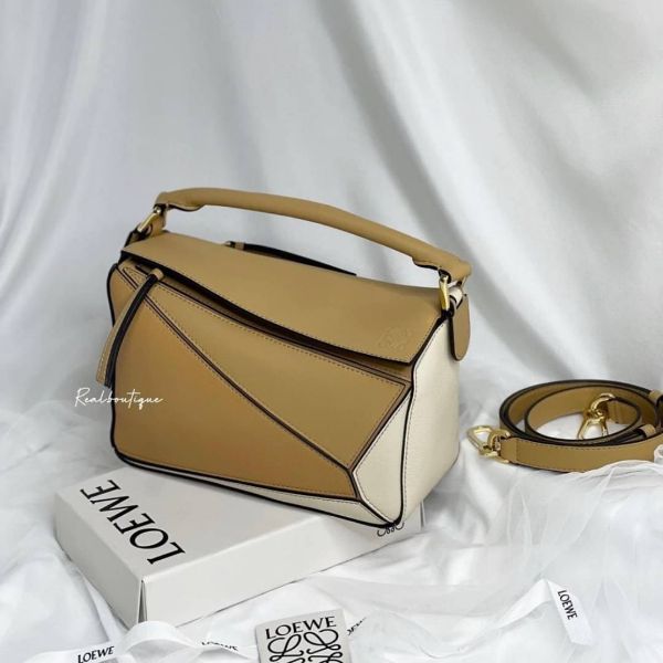圖片 【LOEWE】拼圖包小號