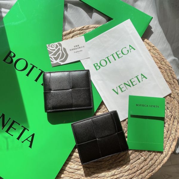 圖片 BOTTEGA VENETA 大格編織霧面零錢袋男短夾