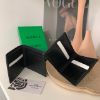 圖片 BOTTEGA VENETA 大格編織男短夾