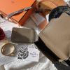 圖片 Hermès Roulis Slim Wallet 大象灰銀釦