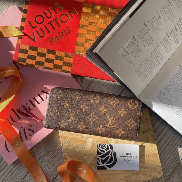 圖片 LOUIS VUITTON CLÉMENCE 紅色拉鍊長夾