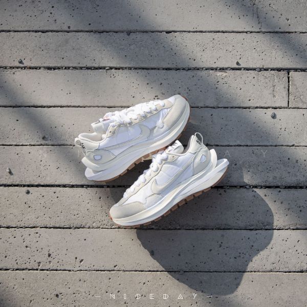 圖片 NICEDAY 現貨 Sacai x VaporWaffle Sail Gum 奶油白 DD1875 100