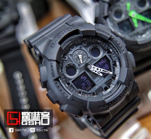 圖片 G-SHOCK 指針數位雙顯運動腕錶-消光黑白指針 GA-100-1A1
