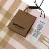 圖片 BURBERRY 經典款輕盈格紋羊毛圍巾 粉紅色/啡色 8016396