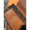 圖片 Louis Vuitton LV 經典 焦糖色 絕版 鎖頭設計 女生短夾