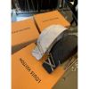 圖片 Louis Vuitton LV 經典 白色老花、銀色老花設計 經典男生皮帶