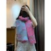 圖片 Gucci 經典 滿版logo設計 女生圍巾 披巾