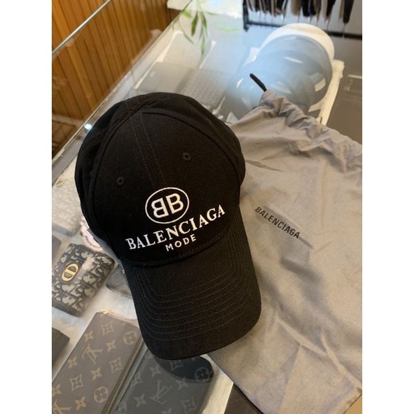 圖片 Balenciaga 巴黎世家 黑白、黑紅 經典BB logo設計 搭配字母 帽子