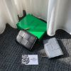 圖片 BOTTEGA VENETA 大格編織兩折短夾