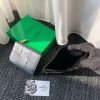 圖片 BOTTEGA VENETA 大格編織兩折短夾