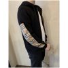 圖片 Burberry 經典手臂格紋設計 新款連帽外套