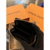 圖片 Louis Vuitton LV 經典 大LV標誌、花卉圖案 拉鍊零錢包