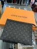 圖片 Louis Vuitton Lv經典老花黑色經典款男生手拿包