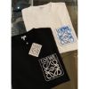 圖片 Loewe 經典胸口 大Logo半刺繡設計 素t 黑白二色 短袖T恤上衣
