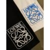 圖片 Loewe 經典胸口 大Logo半刺繡設計 素t 黑白二色 短袖T恤上衣