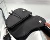 圖片 Dior 迪奧 Saddle 迷你顆粒小牛皮馬鞍肩背包 黑色