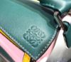 圖片 Loewe 小款 經典小牛皮 Puzzle包 綠粉拚色