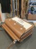 圖片 Burberry 8014611 Title Horseferry 小款帆布泰爾勒斜背包 棕色