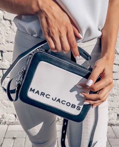 圖片 Marc Jacobs M0014506 復古懷舊The Box 20 包 黑白色