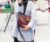 圖片 Gucci 56885 Arli GG Logo 中號肩背包可斜背