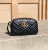 圖片 Gucci 447632 GG Marmont 中款立體浮雕山型紋相機包 黑色