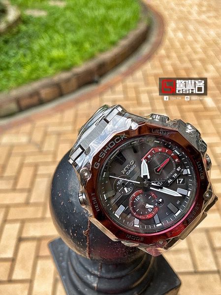圖片 G-SHOCK 電波 藍牙 太陽能電力 碳纖維核心防護 多邊形錶圈 黑x紅 MTG-B2000BD-1A4