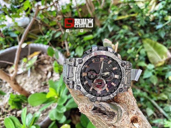 圖片 G-SHOCK MTG限量 電波藍牙太陽能蟒蛇紋 MTG-B1000WLP-1A
