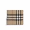 圖片 BURBERRY 經典男款雙折式格紋八卡短夾  8049596