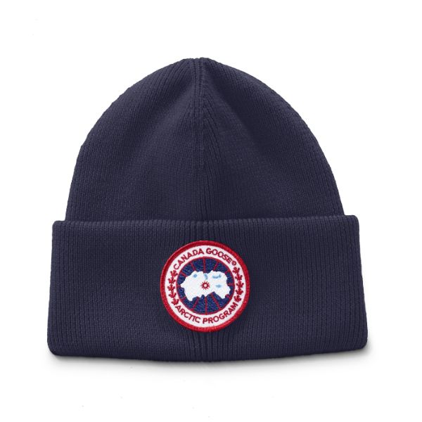 圖片 CANADA GOOSE 基本款大logo毛帽 海軍藍色  6936M43151 NAVY