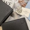 圖片 LOEWE 粒紋八卡短夾