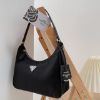 圖片 PRADA hobo 皮革手把肩背包