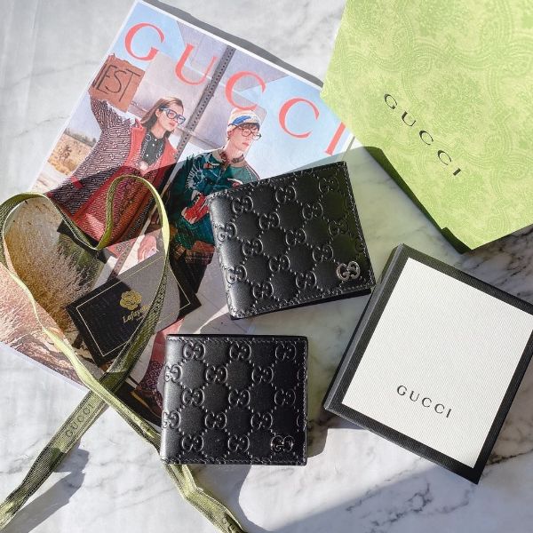 圖片 GUCCI GG logo壓紋8卡男短夾