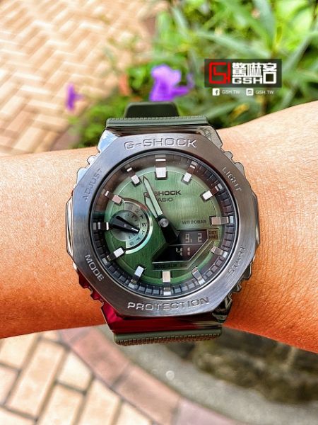 圖片 G-SHOCK 經典金屬休閒錶 GM-2100B-3 軍綠