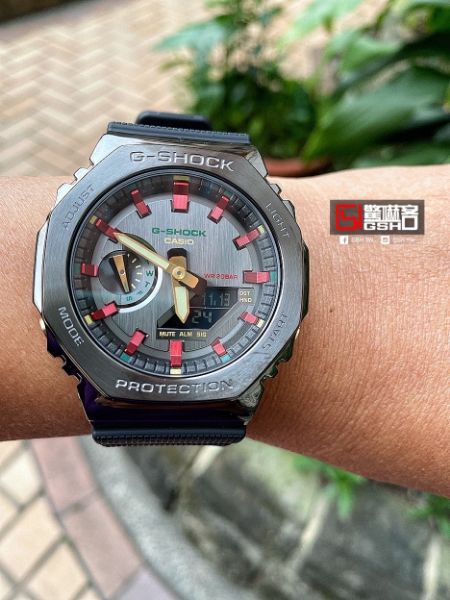 圖片 G-SHOCK 經典金屬休閒錶 黑紅 GM-2100CH-1