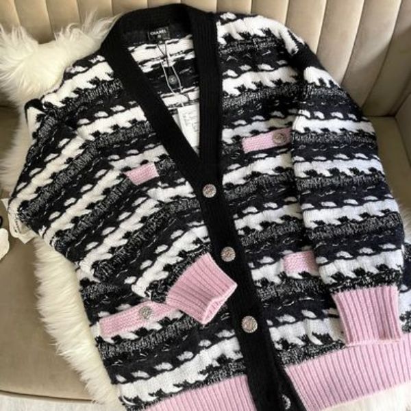 圖片 Chanel 22秋冬粉色條紋針織外套