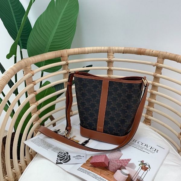 圖片 CELINE 老花方型水桶包