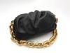 圖片 Bottega Veneta 620230 BV Chain 金鍊雲朵包 黑色