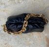 圖片 Bottega Veneta 620230 BV Chain 金鍊雲朵包 黑色