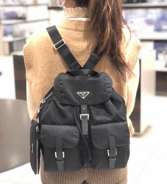 圖片 Prada 1BZ811 經典跳傘布新款子母後背包
