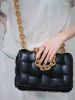 圖片 Bottega Veneta 631421 Padded Cassette 小羊皮金鍊包 黑色