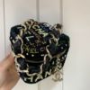 圖片  Chanel 22s高級手工坊黑金珍珠&彩色珠釘字母骰子包