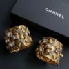 圖片  Chanel 21早秋手工 VIC 生日禮 金色水鑽珍珠手鐲一對