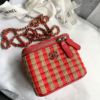 圖片  Chanel 21年春夏限量款米橘拉菲草編小盒子