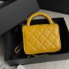 圖片 Chanel 22早秋手工黃金手柄mini風琴包