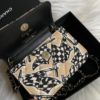 圖片 Chanel 23度假塗鴉mini鏈條腰包