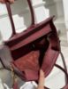 圖片 Celine 袖珍型敲打小牛皮 Nano Luggage 包 金釦 淡酒紅色