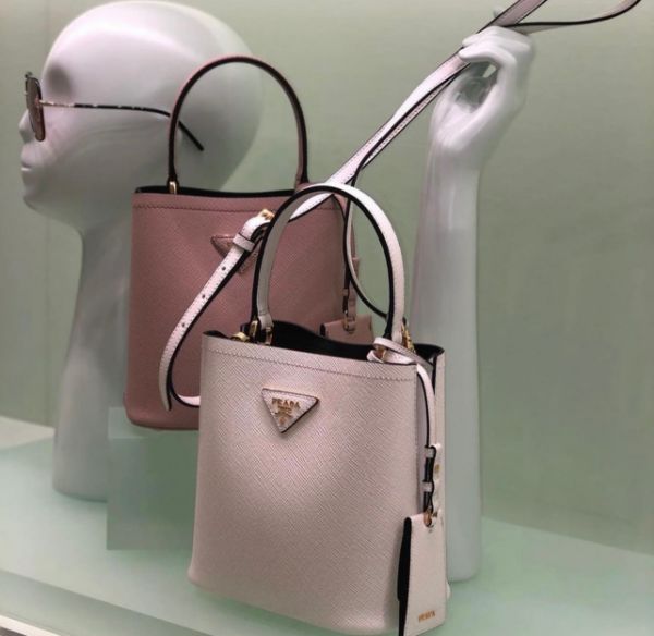 圖片 Prada 1BA217 小款 Double Saffiano Panier 皮革水桶包  粉色